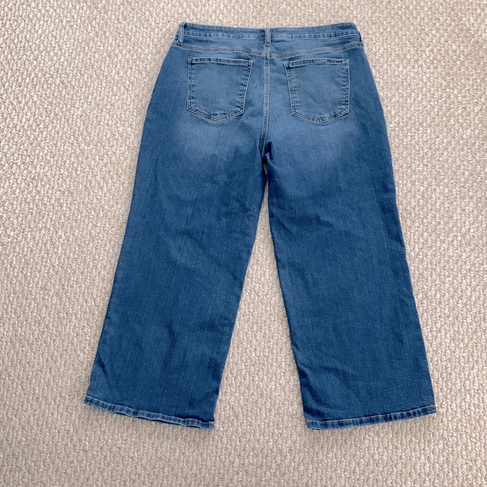 Kut from the Kloth Charlotte Wide Leg High Rise - Picture 7 of 16
